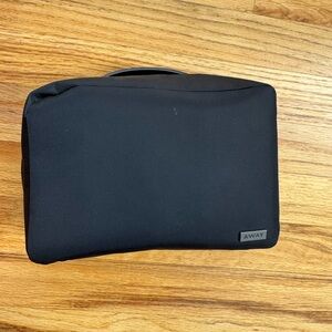 Away The Large Tech Case - Black